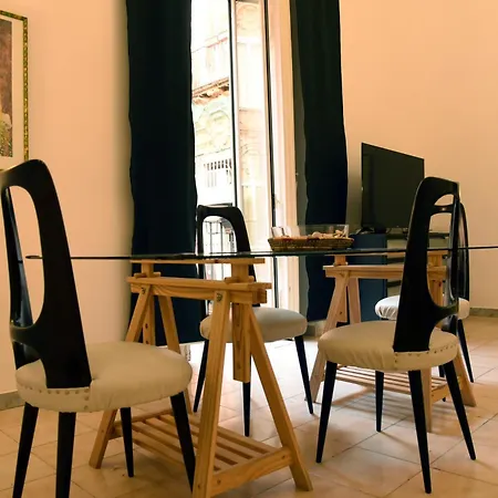 Costigliola Baroque Palace Flat Next Mann Museum * ナポリ