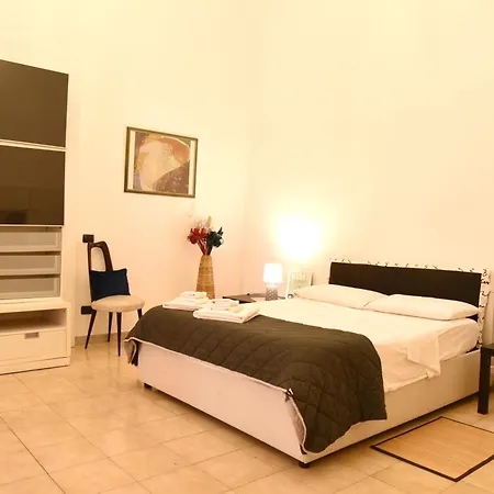 Costigliola Baroque Palace Flat Next Mann Museum アパート